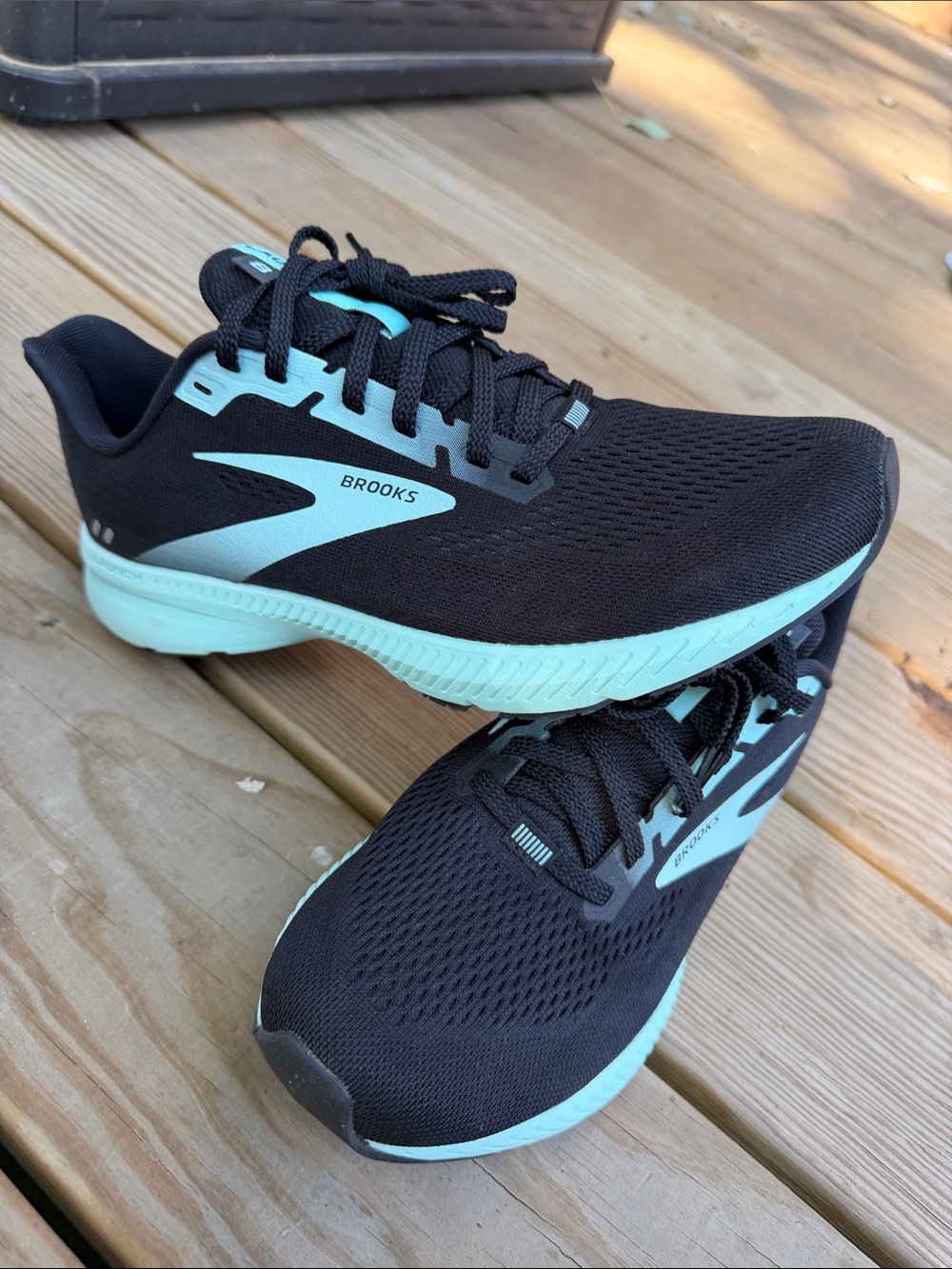 Brooks Women's Black and Mint Green Running Shoes